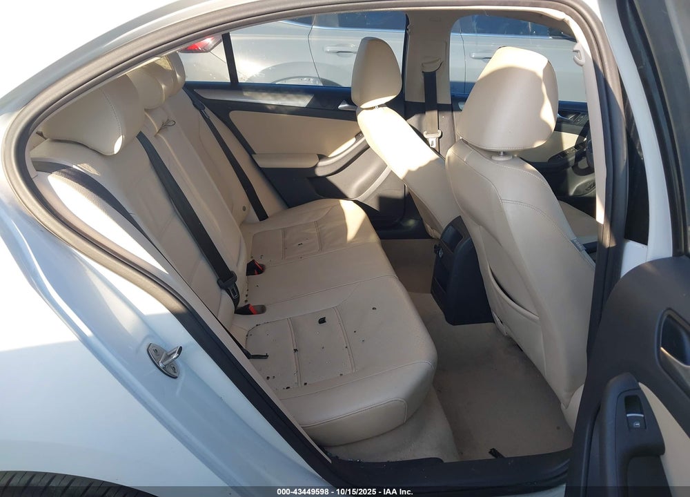 2015 VOLKSWAGEN JETTA VIN: 3VWD07AJ5FM289297