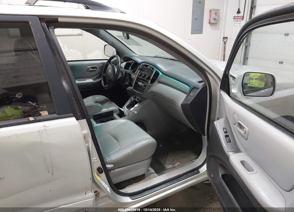 2004 TOYOTA HIGHLANDER V6 VIN: JTEEP21A340022273