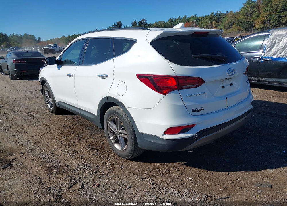 2017 HYUNDAI SANTA FE VIN: 5NMZUDLB2HH023906