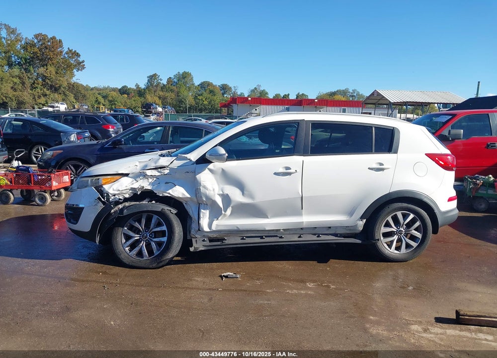 2015 KIA SPORTAGE LX VIN: KNDPBCAC4F7772195