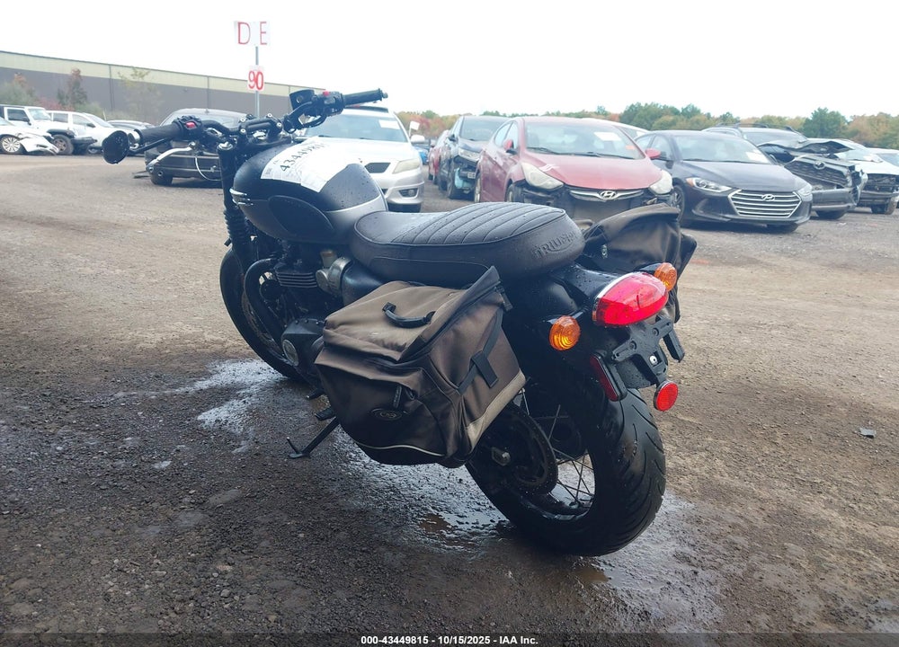 2022 TRIUMPH MOTORCYCLE BONNEVILLE T120/BLACK VIN: SMTD40HL5NTAY7473
