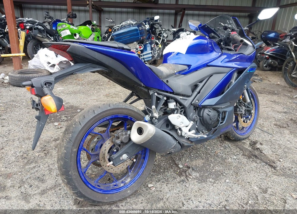 2023 YAMAHA YZFR3 A VIN: MH3RH18Y9PK011465