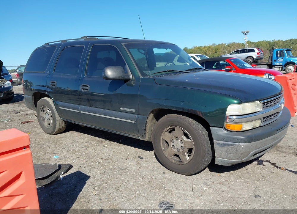 2001 CHEVROLET TAHOE LS VIN: 1GNEC13T61R141944