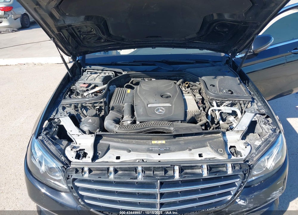 2018 MERCEDES-BENZ E 300 VIN: WDDZF4JB9JA307116