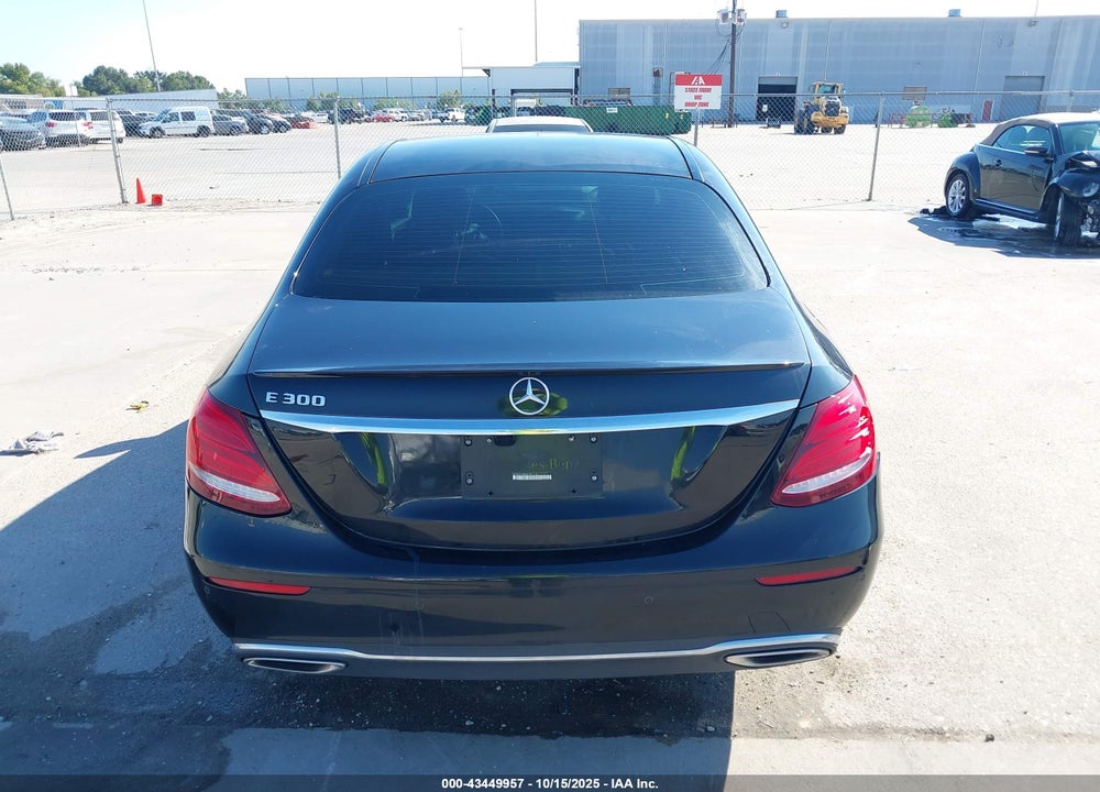 2018 MERCEDES-BENZ E 300 VIN: WDDZF4JB9JA307116