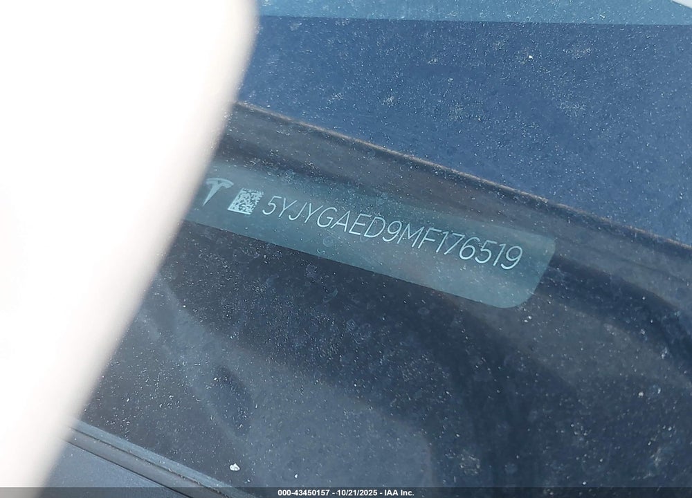 2021 TESLA MODEL Y VIN: 5YJYGAED9MF176519