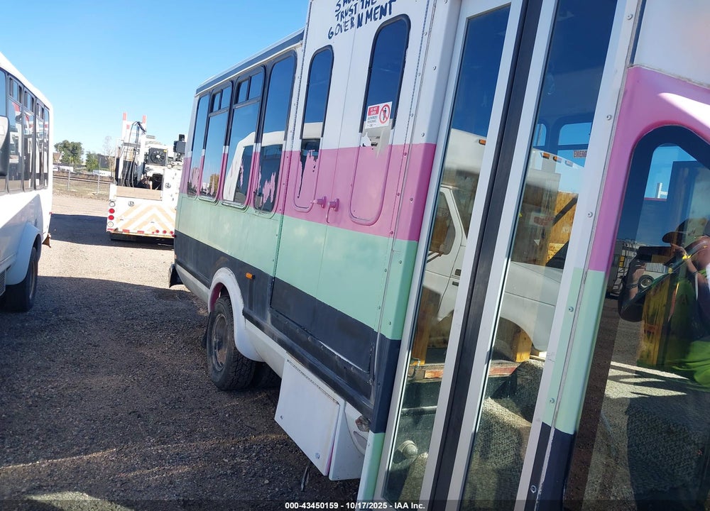 2010 FORD E-450 CUTAWAY VIN: 1FDFE4FP6ADA24252