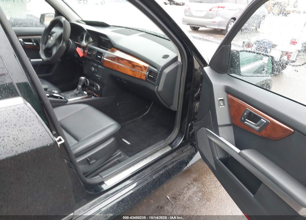 2010 MERCEDES-BENZ GLK 350 4MATIC VIN: WDCGG8HBXAF391228