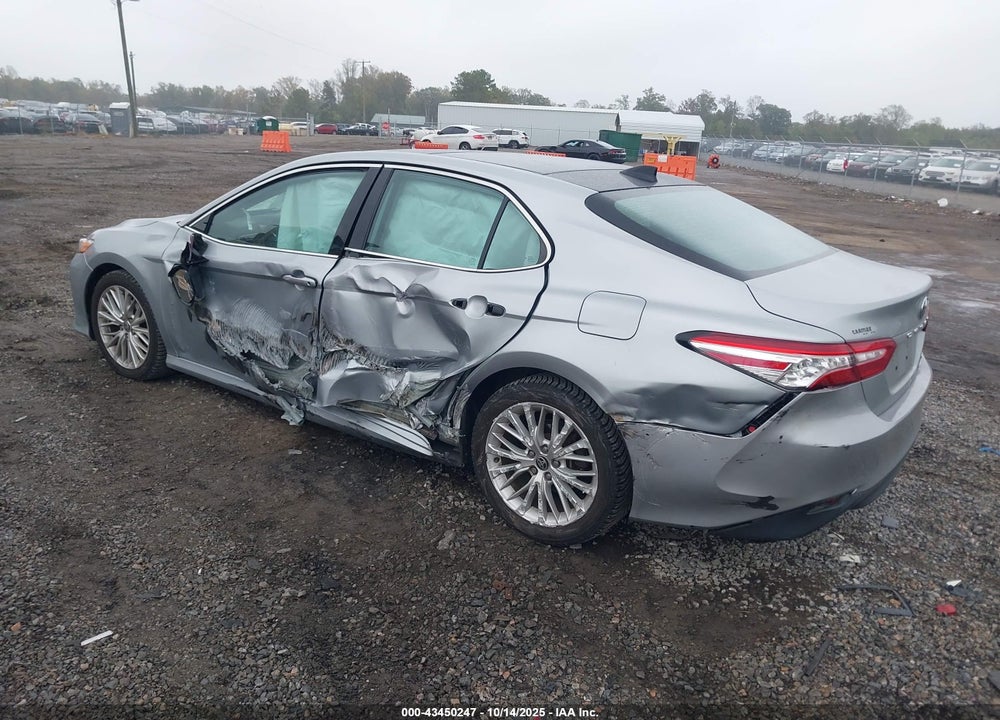 2020 TOYOTA CAMRY XLE AWD VIN: 4T1F11BK0LU007731