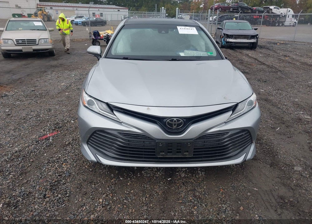 2020 TOYOTA CAMRY XLE AWD VIN: 4T1F11BK0LU007731