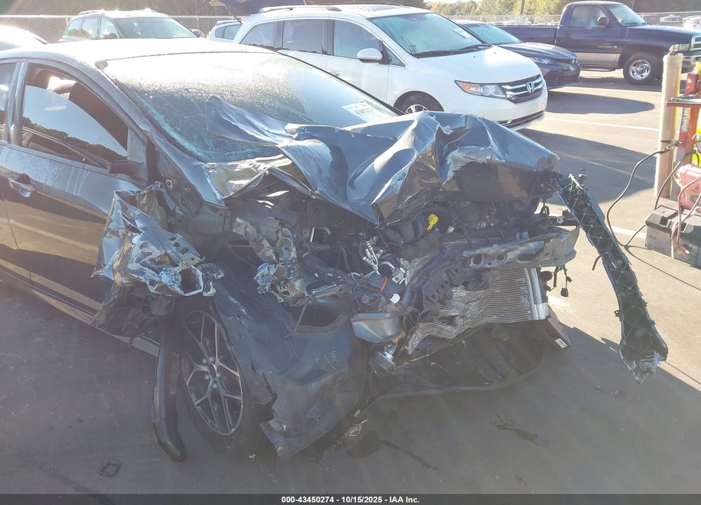 2015 FORD FOCUS SE VIN: 1FADP3K29FL372348