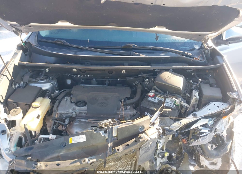 2016 TOYOTA RAV4 XLE VIN: 2T3WFREV5GW268243