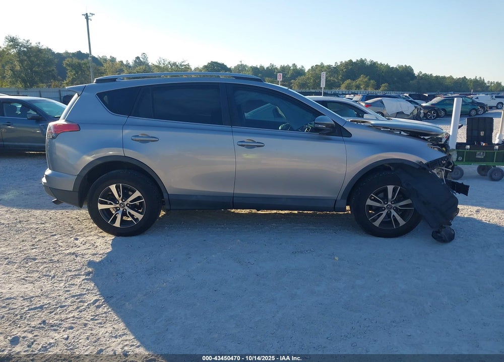 2016 TOYOTA RAV4 XLE VIN: 2T3WFREV5GW268243