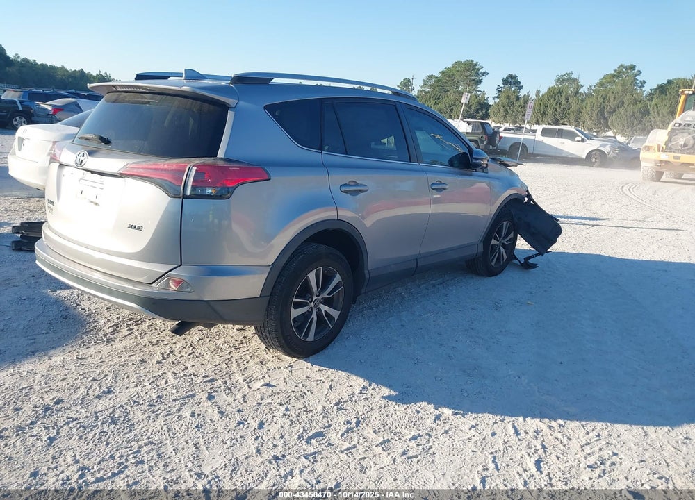 2016 TOYOTA RAV4 XLE VIN: 2T3WFREV5GW268243