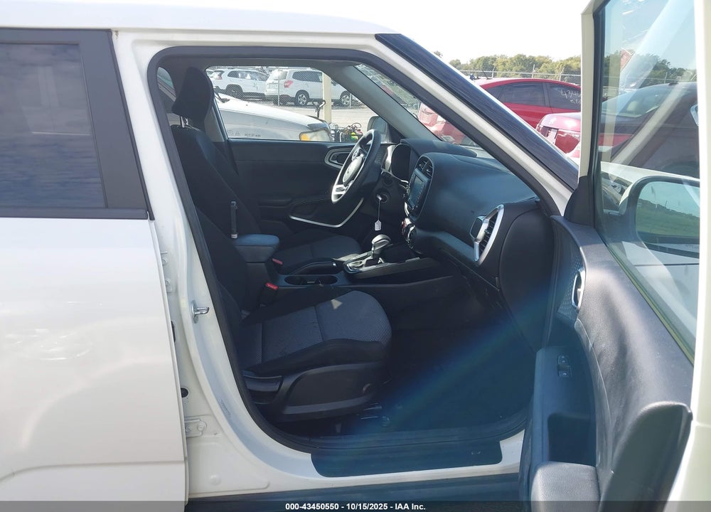 2021 KIA SOUL LX VIN: KNDJ23AU3M7797455