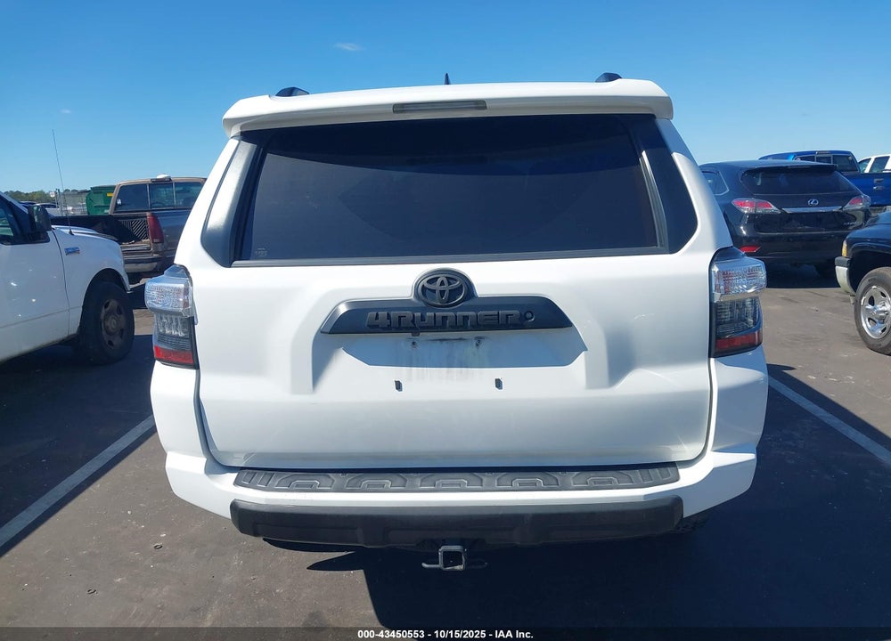 2020 TOYOTA 4RUNNER VIN: JTEBU5JR4L5814193