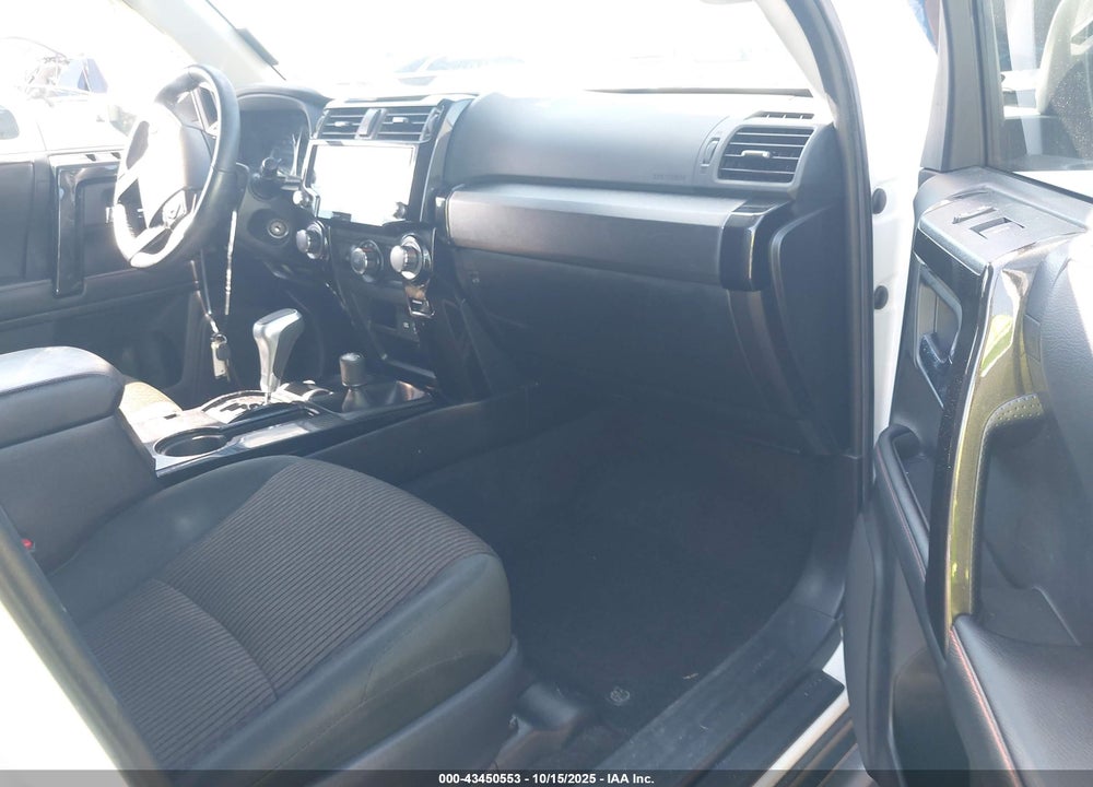 2020 TOYOTA 4RUNNER VIN: JTEBU5JR4L5814193