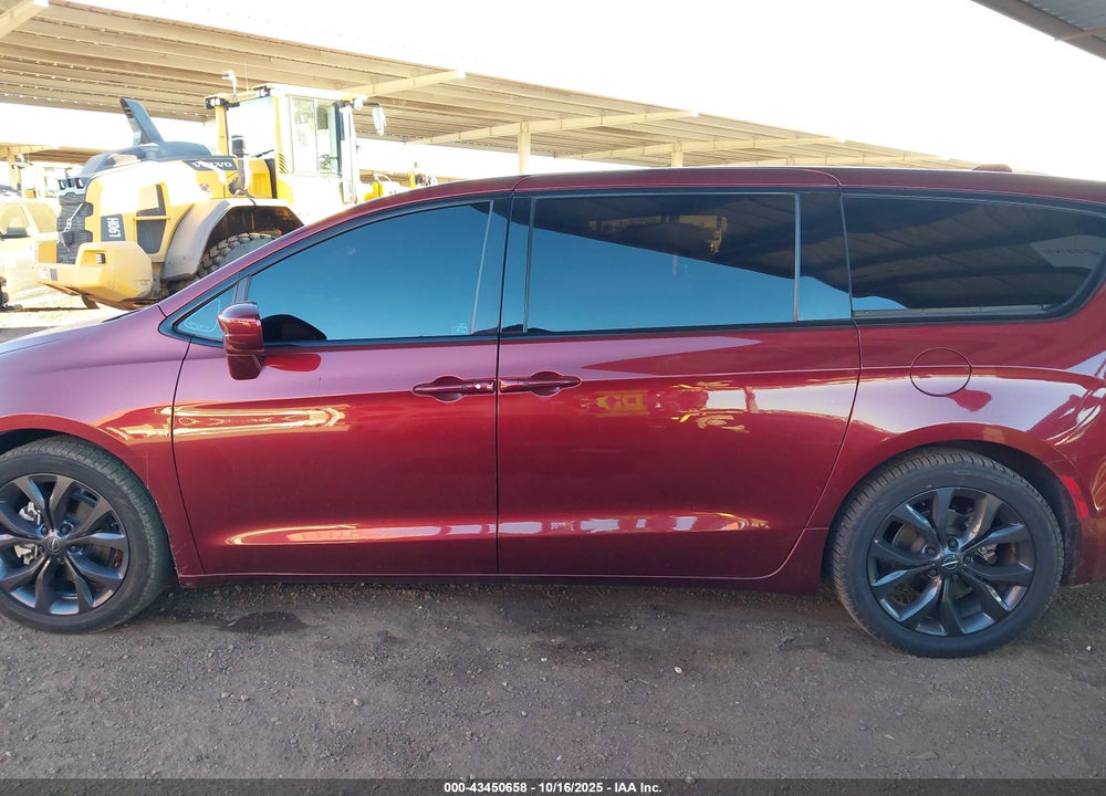 2019 CHRYSLER PACIFICA TOURING PLUS VIN: 2C4RC1FG6KR732876