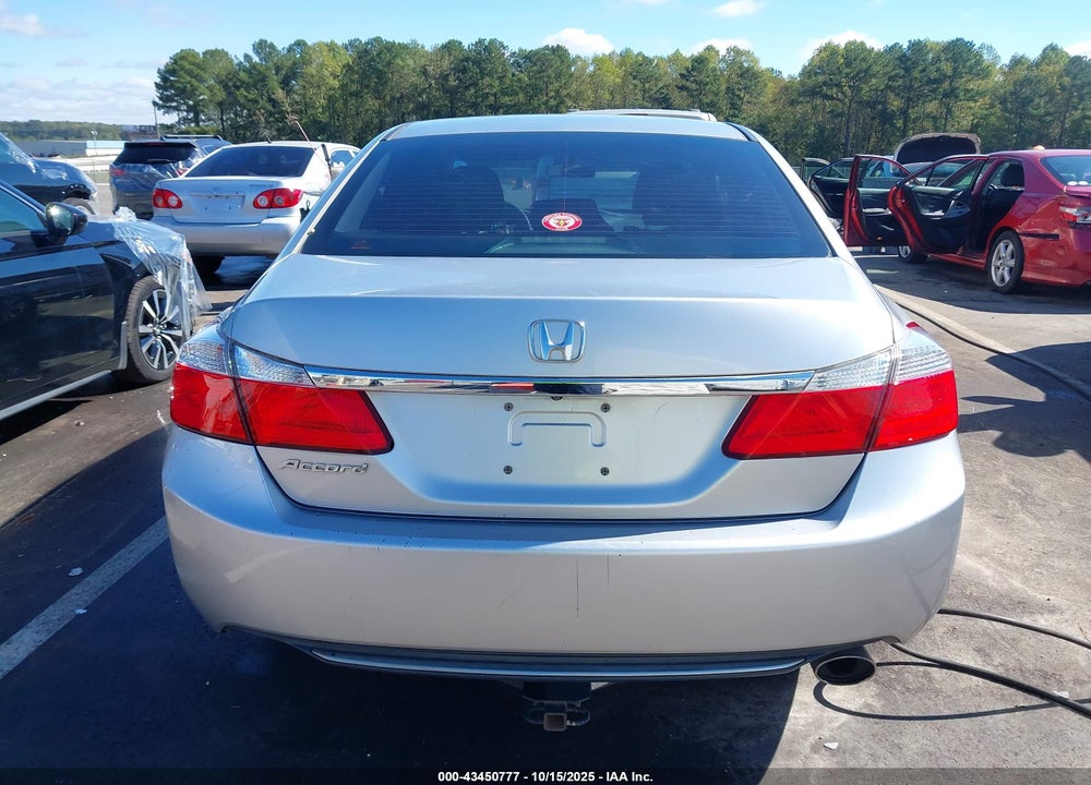 2013 HONDA ACCORD VIN: 1HGCR2F37DA033207