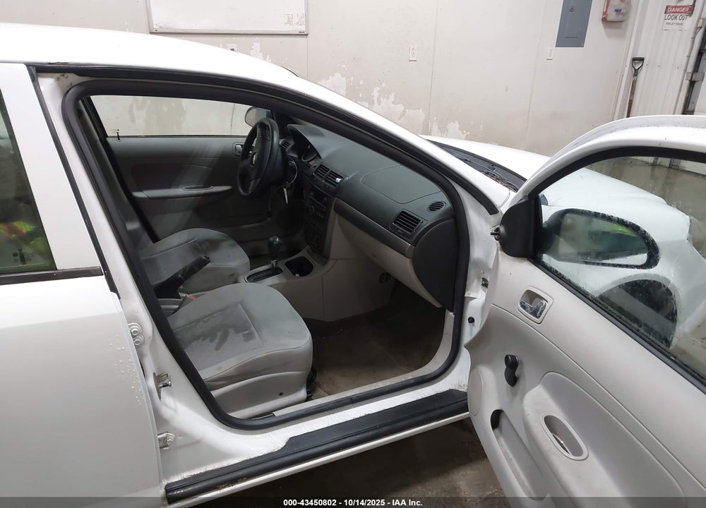 2008 CHEVROLET COBALT LS VIN: 1G1AK58F587263844