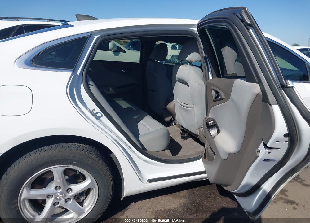 2017 CHEVROLET MALIBU VIN: 1G1ZB5ST3HF126733