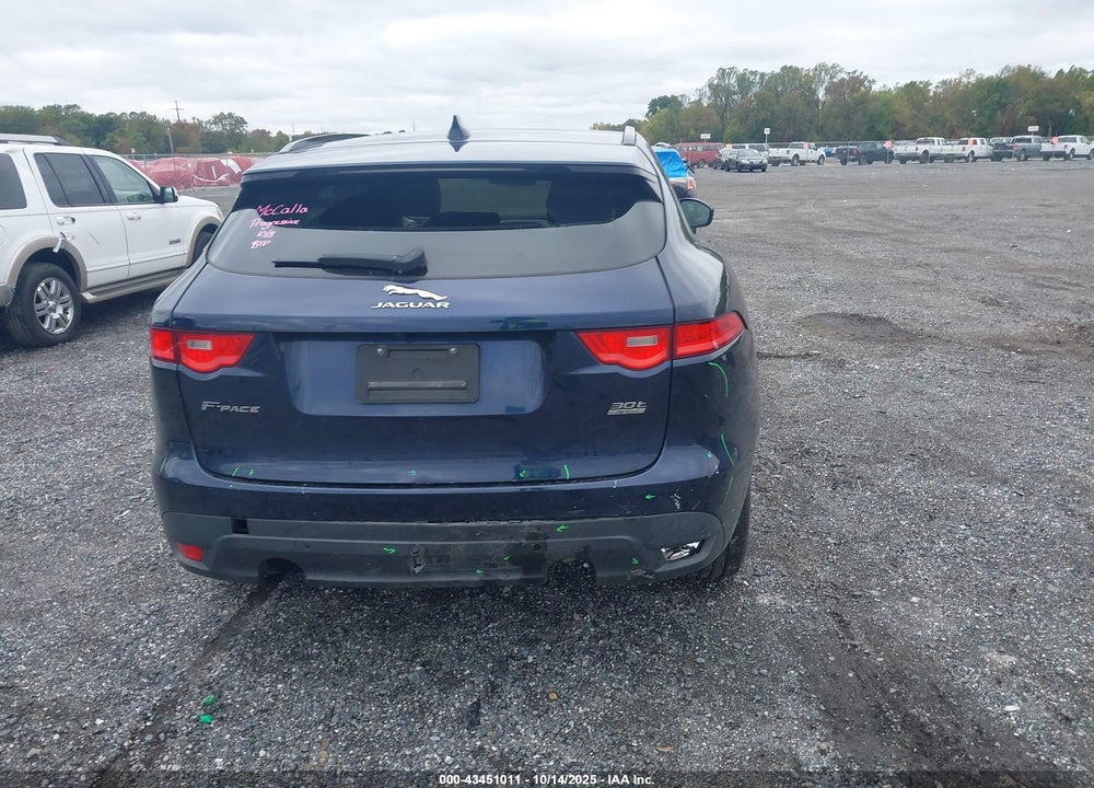 2018 JAGUAR F-PACE VIN: SADCJ2GX7JA289774