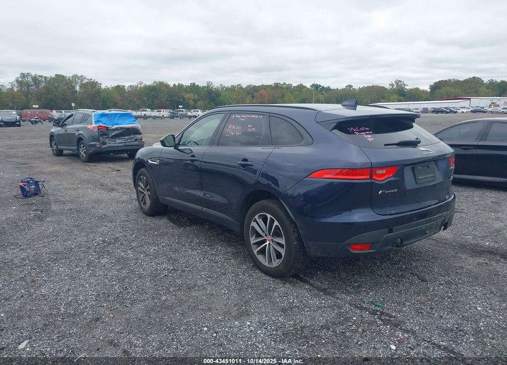 2018 JAGUAR F-PACE VIN: SADCJ2GX7JA289774