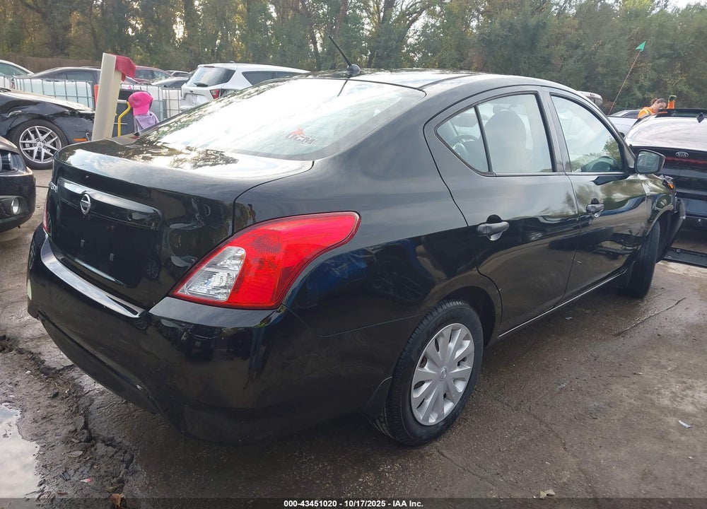 2016 NISSAN VERSA 1.6 S+ VIN: 3N1CN7AP5GL834848