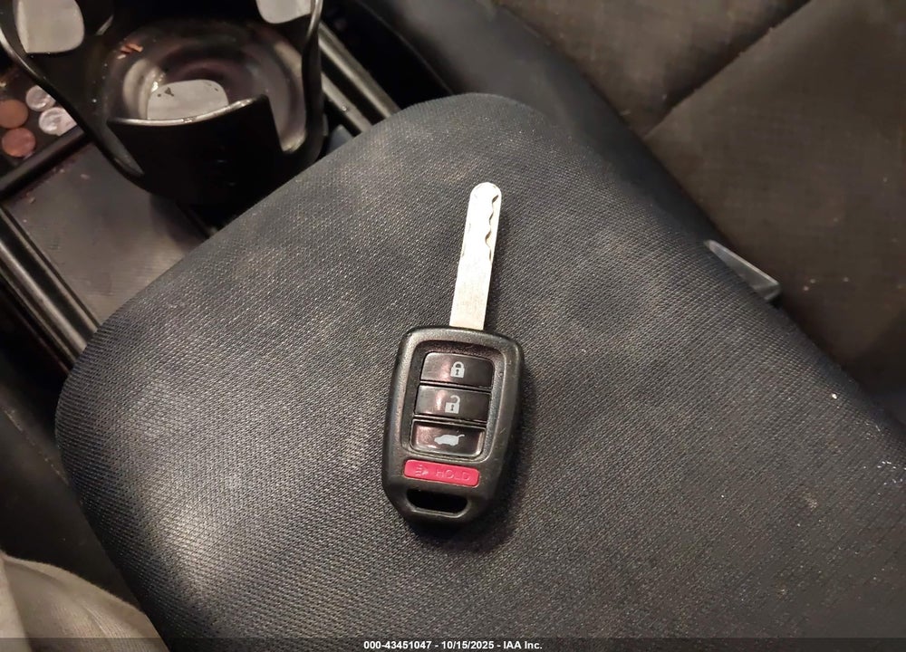 2015 HONDA CR-V LX VIN: 5J6RM4H31FL062073
