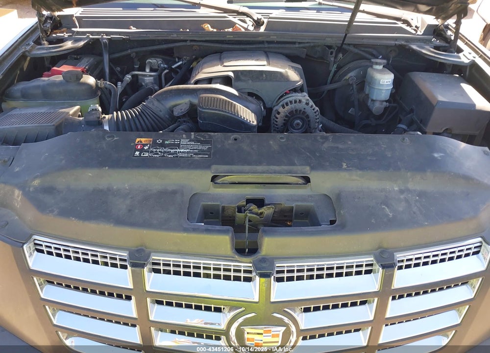 2014 CADILLAC ESCALADE ESV VIN: 1GYS4HEF5ER238531