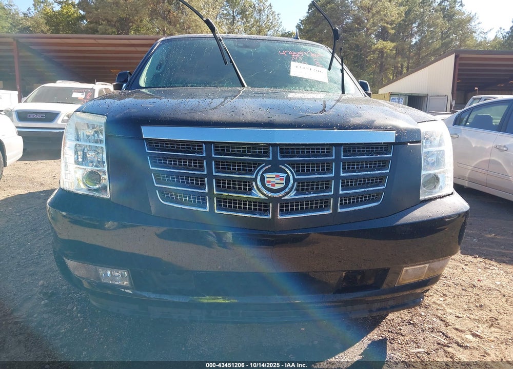 2014 CADILLAC ESCALADE ESV VIN: 1GYS4HEF5ER238531