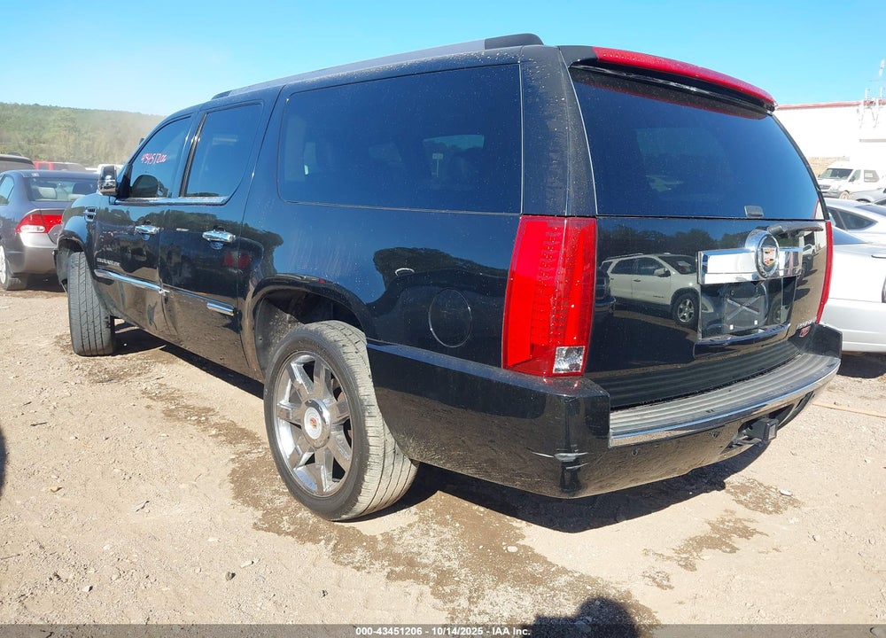2014 CADILLAC ESCALADE ESV VIN: 1GYS4HEF5ER238531