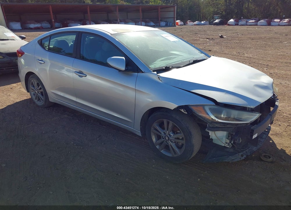 2017 HYUNDAI ELANTRA SE VIN: 5NPD84LFXHH084649