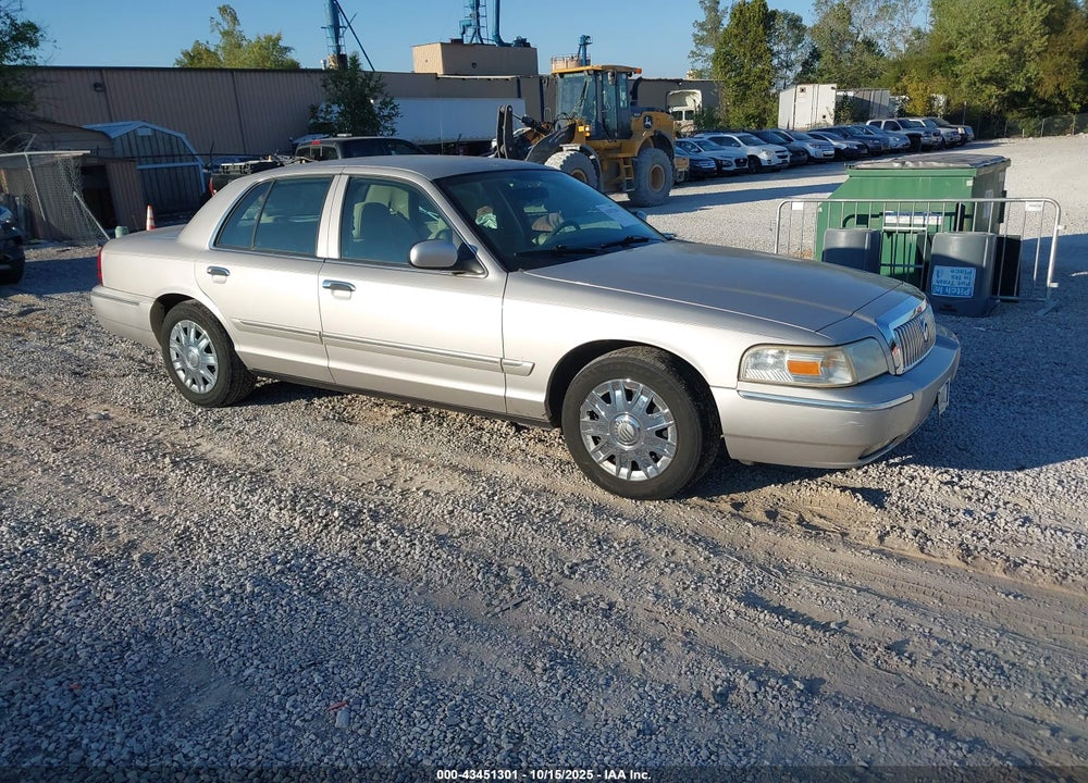 2008 MERCURY GRAND MARQUIS GS VIN: 2MEFM74V88X657122