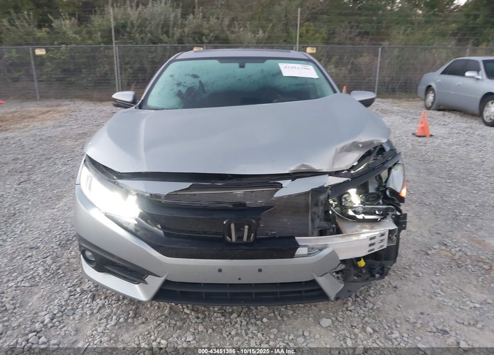 2018 HONDA CIVIC VIN: 19XFC1E37JE001813