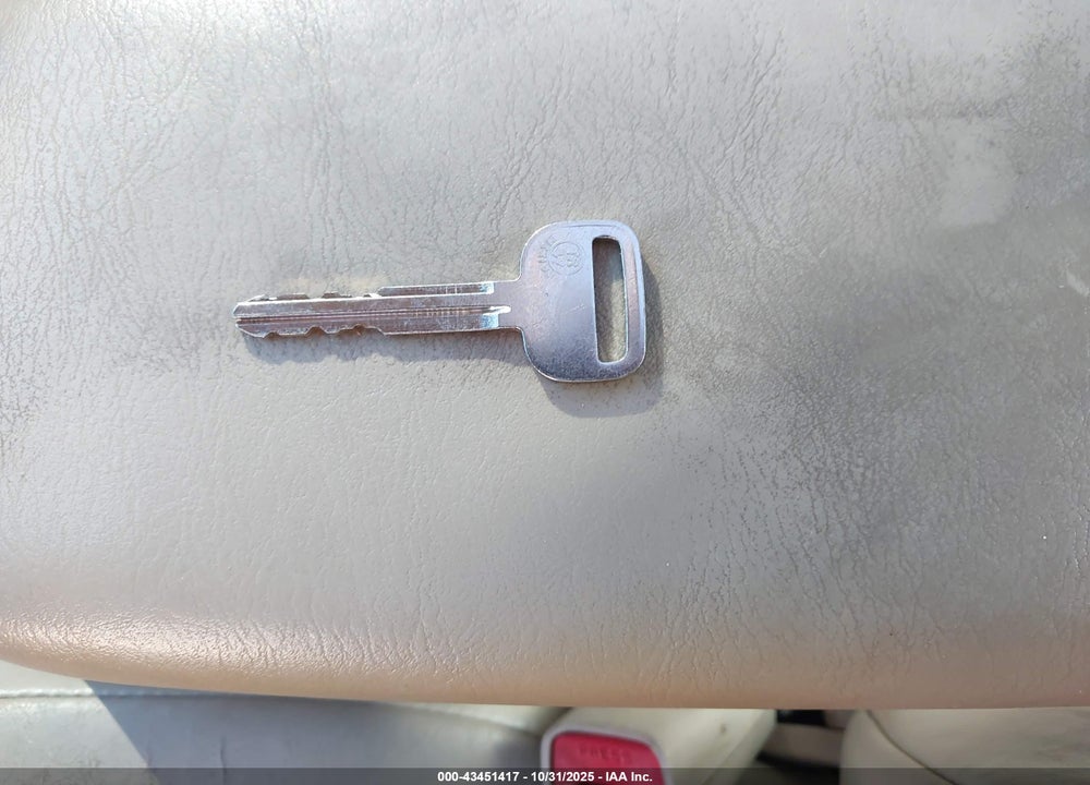 1998 TOYOTA AVALON XLS VIN: 4T1BF18B3WU290380
