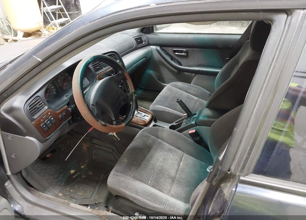 2001 SUBARU OUTBACK VIN: 4S3BH675017637999