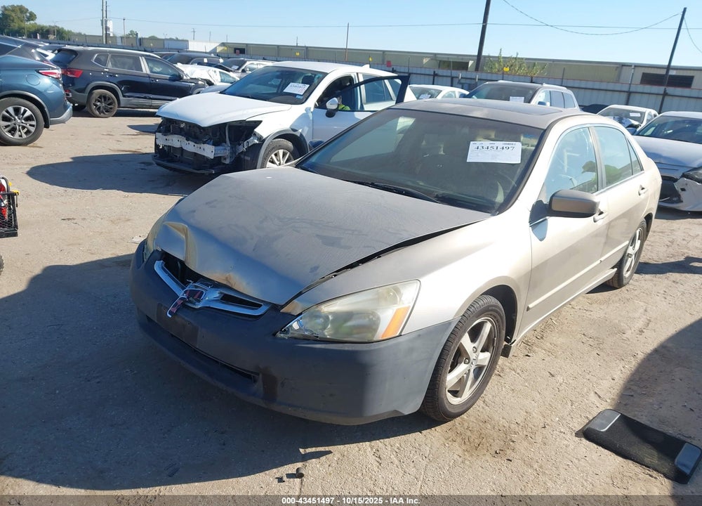2003 HONDA ACCORD 2.4 EX VIN: JHMCM56633C087842