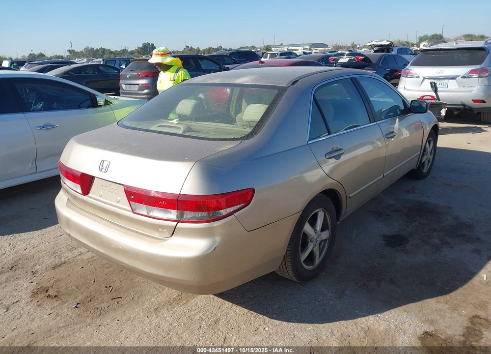 2003 HONDA ACCORD 2.4 EX VIN: JHMCM56633C087842