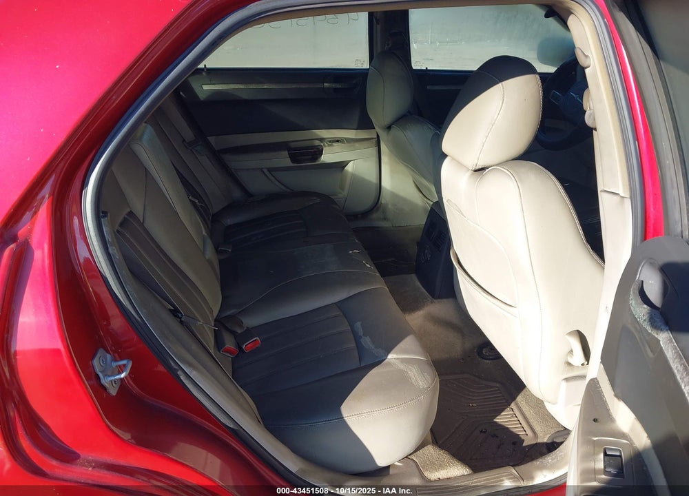2007 CHRYSLER 300C VIN: 2C3KA63H07H897115