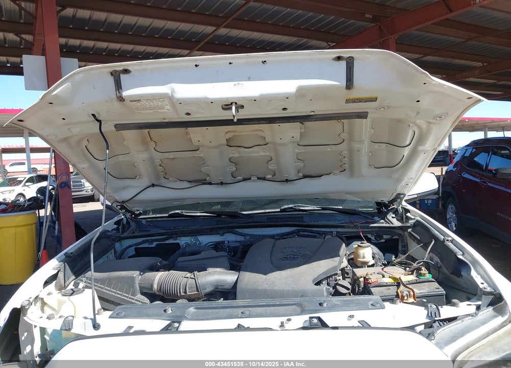 2016 TOYOTA TACOMA SR5 V6 VIN: 5TFSZ5AN9GX036633