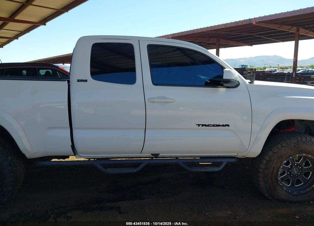 2016 TOYOTA TACOMA SR5 V6 VIN: 5TFSZ5AN9GX036633