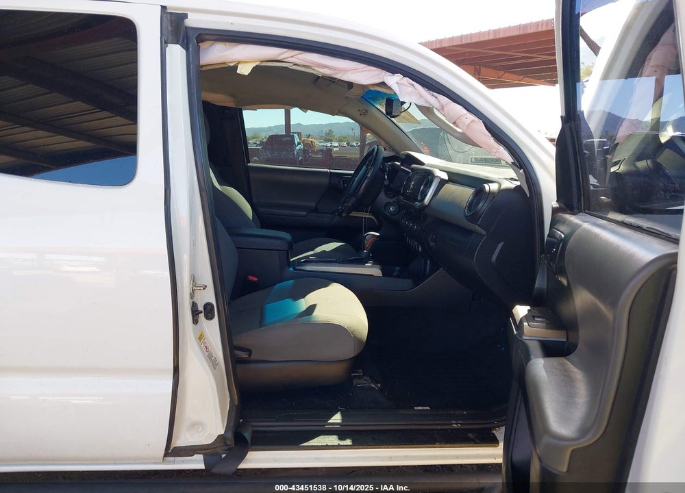 2016 TOYOTA TACOMA SR5 V6 VIN: 5TFSZ5AN9GX036633