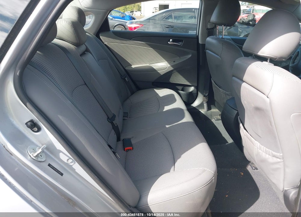 2011 HYUNDAI SONATA VIN: 5NPEC4ABXBH279452