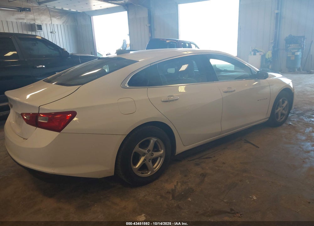 2017 CHEVROLET MALIBU VIN: 1G1ZC5ST1HF216072