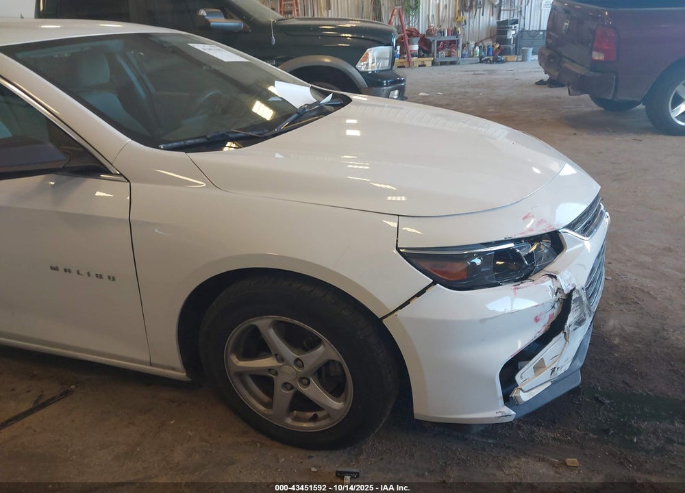 2017 CHEVROLET MALIBU VIN: 1G1ZC5ST1HF216072