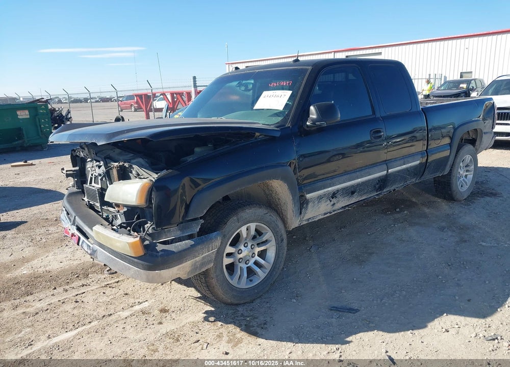 2005 CHEVROLET SILVERADO 1500 Z71 VIN: 1GCEK19B05E312100