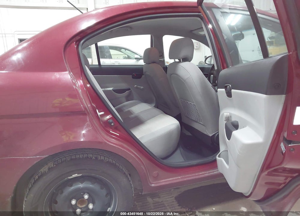2009 HYUNDAI ACCENT GLS VIN: KMHCN46C89U319350
