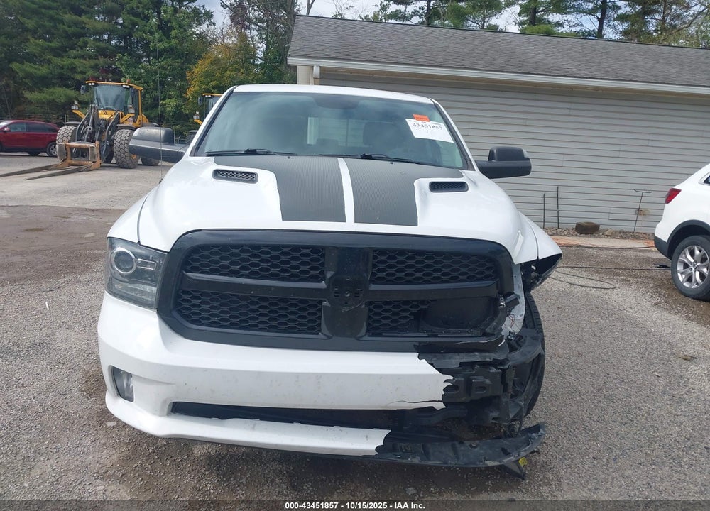 2018 RAM 1500 VIN: 1C6RR7MT2JS122883