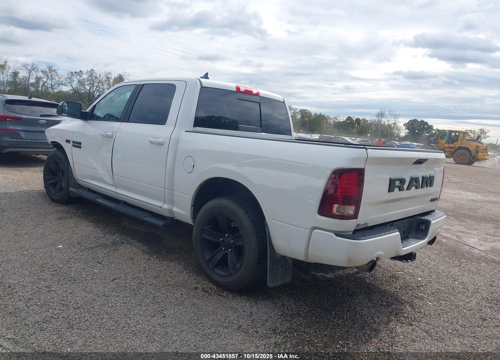 2018 RAM 1500 VIN: 1C6RR7MT2JS122883